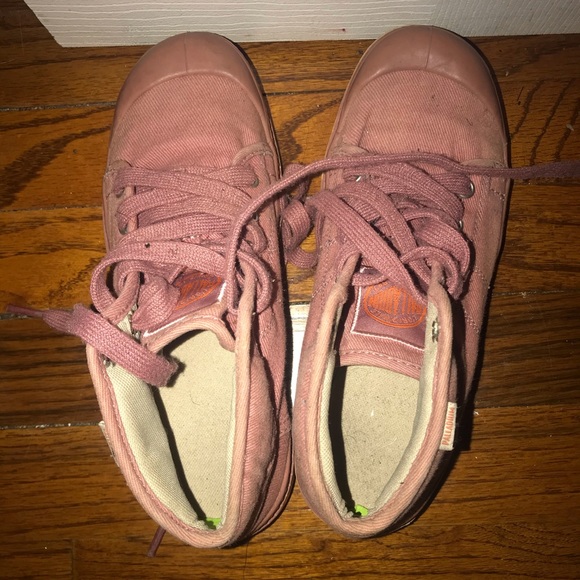 Boots - Picture 7 of 7